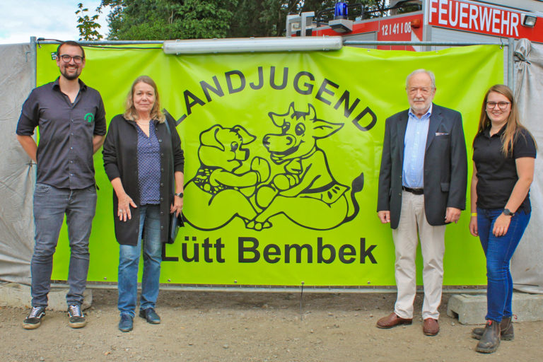 Spenden für Tafel und Tierheim