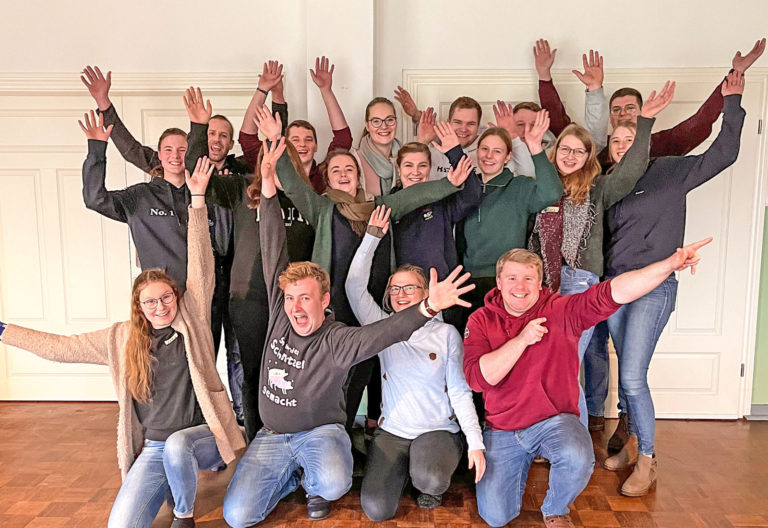 Projektteam setzt die Segel