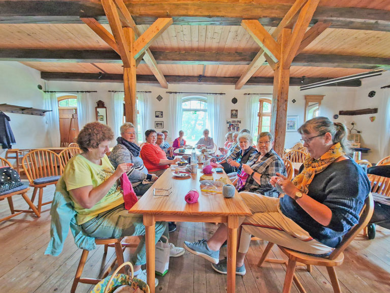 Stricken und Häkeln für den guten Zweck