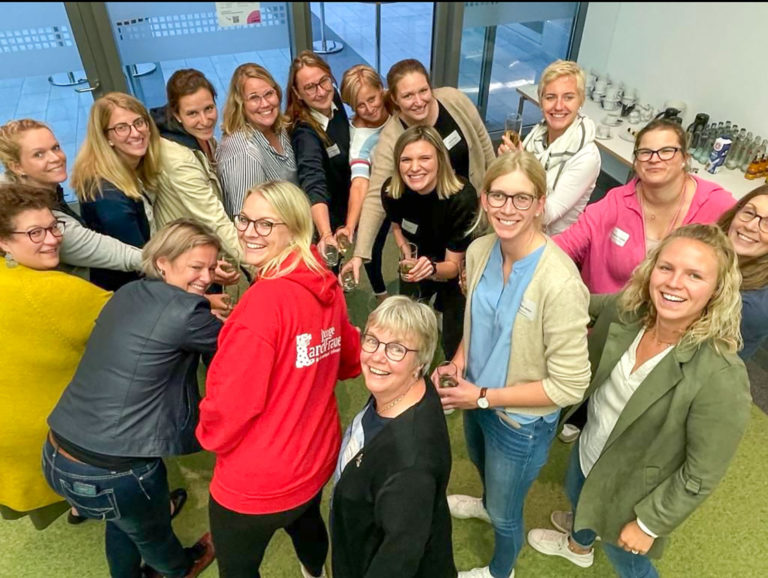 Kommunikation zwischen Generationen stärken
