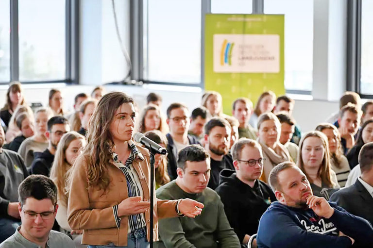 Fortschritt braucht Demokratie und Engagement