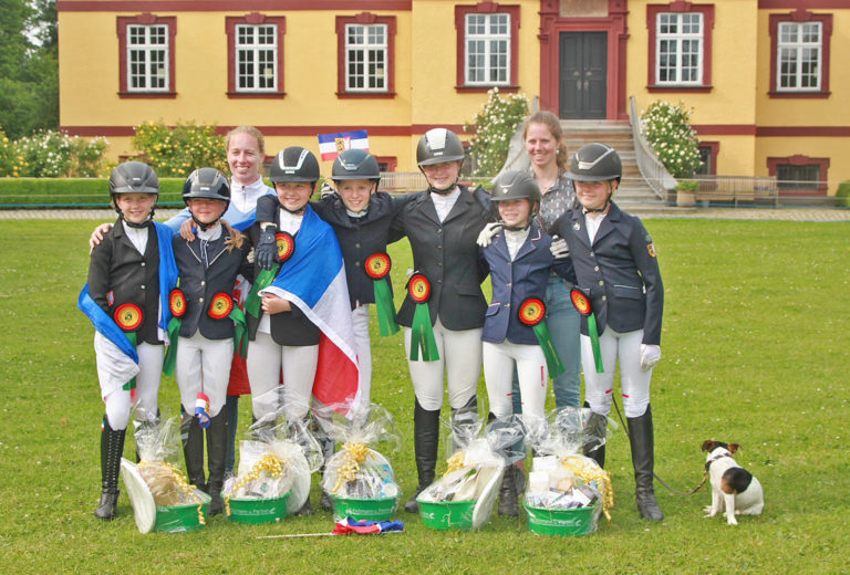 Goldene Schärpe der Ponyreiter