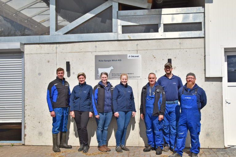 Erster Hof mit neuer Melkautomation