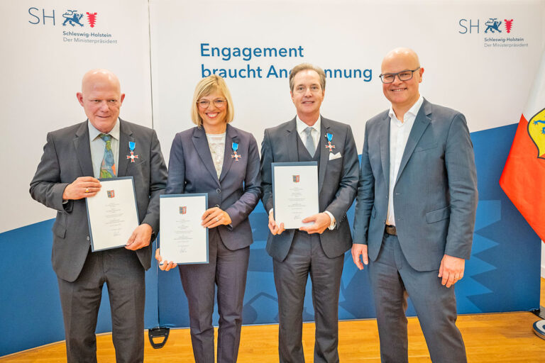 Verdienstorden des Landes verliehen