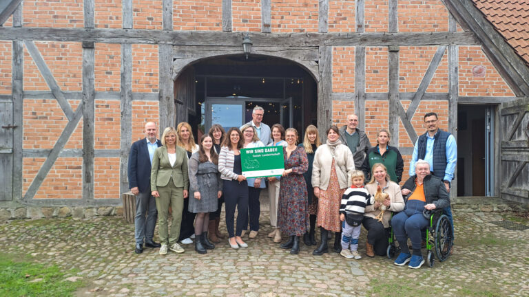 Zertifikate in Sozialer Landwirtschaft übergeben