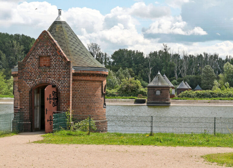 Die Wasserkunst Kaltehofe und der Elbpark Entenwerder